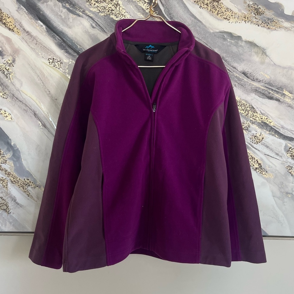 Tri MOUNTAIN Women's M Purple Fleece Jacket Full Zip Outdoor Performance